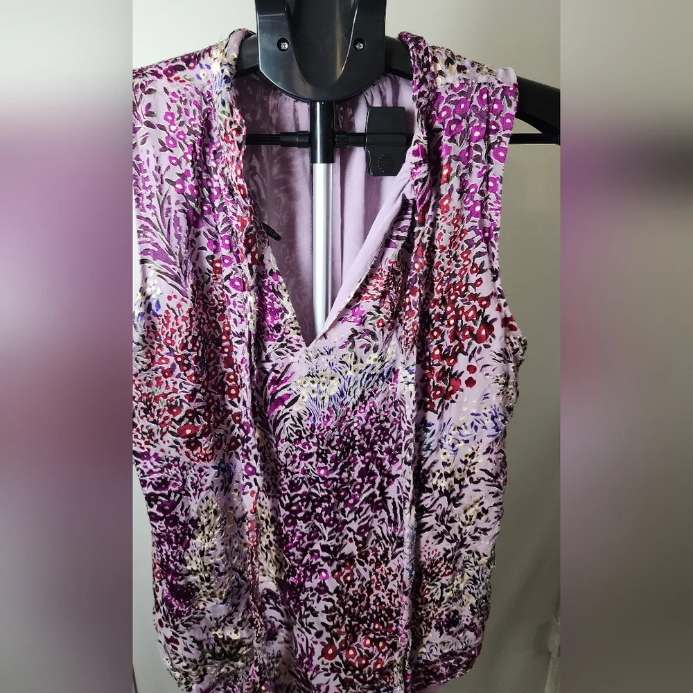 Floral Sleeveless Top - Purple and Red - Picture 4 of 6